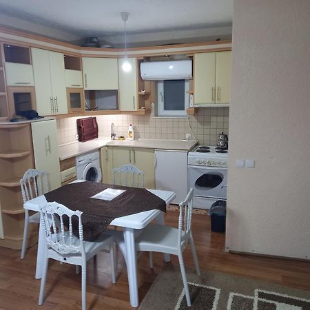 Deni House Lejlighedshotel Prizren Eksteriør billede
