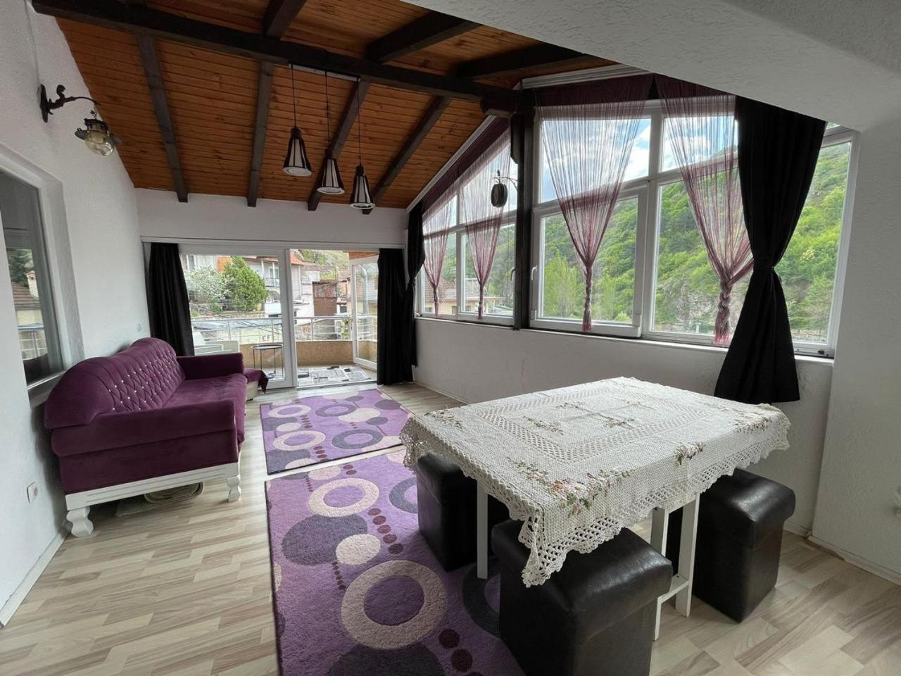 Deni House Lejlighedshotel Prizren Eksteriør billede