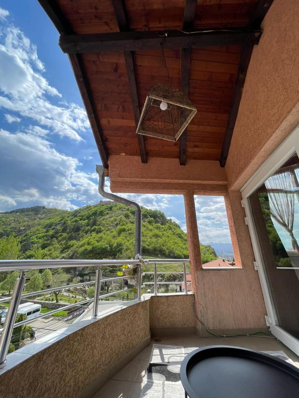 Deni House Lejlighedshotel Prizren Eksteriør billede