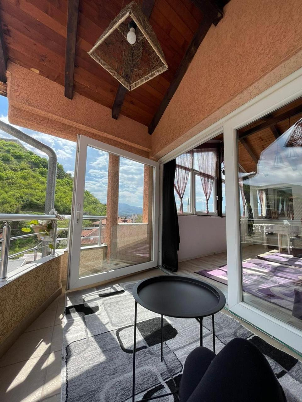 Deni House Lejlighedshotel Prizren Eksteriør billede