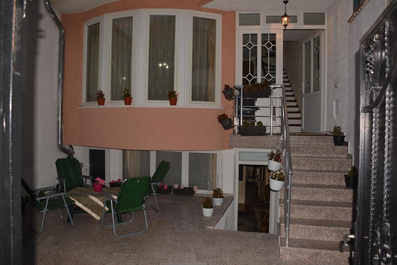 Deni House Lejlighedshotel Prizren Eksteriør billede